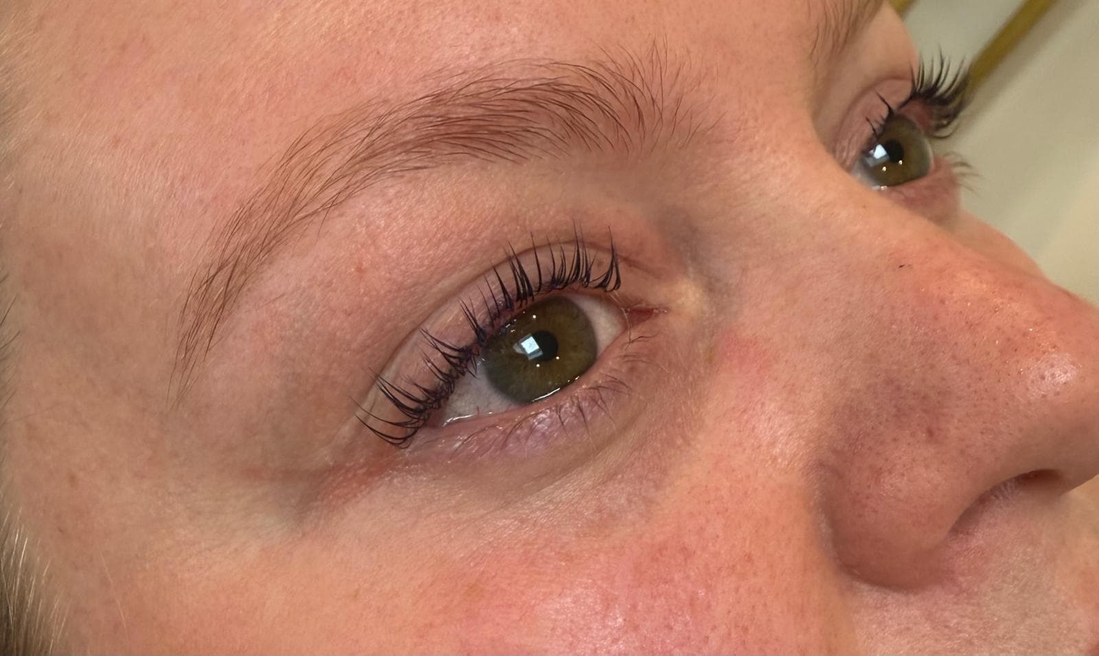 Lash lift before and after result
